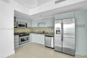 950 Brickell Bay Dr APT 1706, Miami, FL 33131, - MLS#A12014411