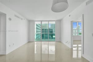 950 Brickell Bay Dr APT 1706, Miami, FL 33131, - MLS#A12014411