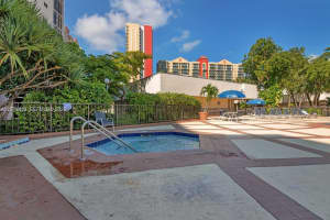 17021 N Bay Rd APT 322, Sunny Isles Beach, FL 33160, - MLS#A12014414