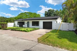 10 NW 100th St, Miami Shores, FL 33150, - MLS#A12014430