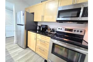 7477 SW 82nd St APT C115, Miami, FL 33143, - MLS#A12014436