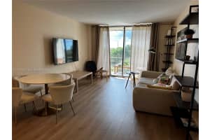 2821 N Miami Beach Blvd #4e, North Miami Beach, FL 33160, - MLS#A12014446