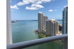 300 S Biscayne Blvd T-3212, Miami