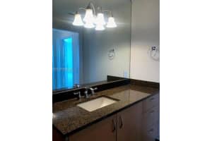 300 S Biscayne Blvd t 3212, Miami, FL 33131, - MLS#A12014451