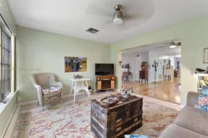 2638 Gately Dr E APT 85, West Palm Beach, FL 33415, - MLS#A12014461