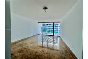 1331 Brickell Bay Dr APT 1006, Miami, FL 33131, - MLS#A12014469