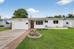 1419 Harding St, Hollywood