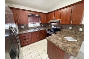 2212 W 74th St Apt 201-28, Hialeah, FL 33016, - MLS#A12014492