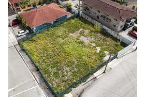 2141 Sw 3rd St Miami, FL 33135 - MLS#A12014495