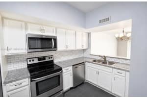 11840 Sw 99th St 11840, Miami