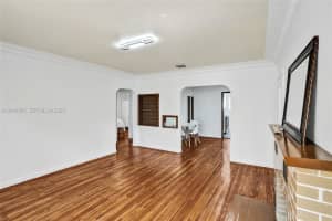 2420 SW 16th St, Miami, FL 33145, - MLS#A12014506