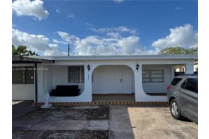 222 W 37th St #0, Hialeah, FL 33012, - MLS#A12014524