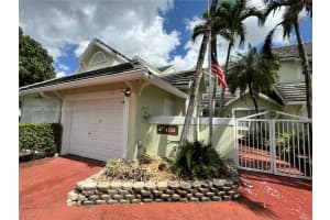 4745 NW 98 Pl, Doral, FL 33178, - MLS#A12014528