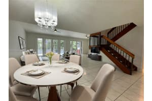 4745 NW 98 Pl, Doral, FL 33178, - MLS#A12014528
