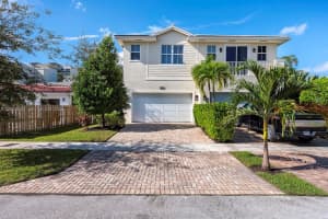 1031 NE 13th Ave, Fort Lauderdale, FL 33304, - MLS#A12014544