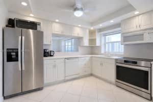 3800 S Ocean Dr APT 1112A, Hollywood, FL 33019, - MLS#A12014569