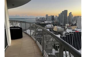 1750 N Bayshore Dr 3114, Miami