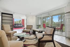 821 Cypress Blvd APT 307, Pompano Beach, FL 33069, - MLS#A12014590