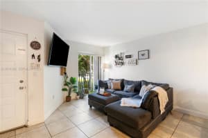 8540 NW 6th Ln # 7-201, Miami, FL 33126, - MLS#A12014598
