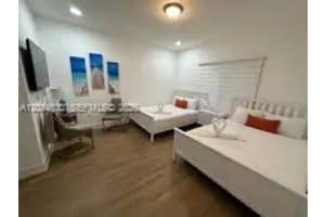 613 NW 10th St, Hallandale Beach, FL 33009, - MLS#A12014630