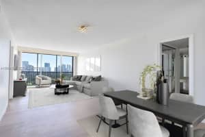 20335 W Country Club Dr APT 1608, Aventura, FL 33180, - MLS#A12014657