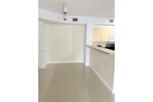 8030 N Nob Hill Rd APT 105, Tamarac, FL 33321, - MLS#A12014664