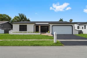 10171 NW 24th St, Sunrise, FL 33322, - MLS#A12014667