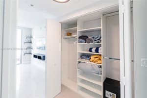92 SW 3rd St APT 1812, Miami, FL 33130, - MLS#A12014673