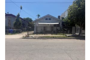 1236 Nw 5th St, Miami
