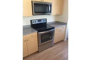 1900 Van Buren St APT 214B, Hollywood, FL 33020, - MLS#A12014727