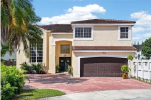 15500 SW 99th Ln, Miami, FL 33196, - MLS#A12014739