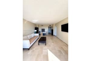 20301 W Country Club Dr APT 1025, Aventura, FL 33180, - MLS#A12014753