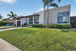 1830 NE 193rd St, Miami, FL 33179, - MLS#A12014786