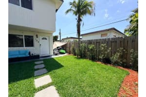 1500 NE 151st St APT 104, North Miami Beach, FL 33162, - MLS#A12014801