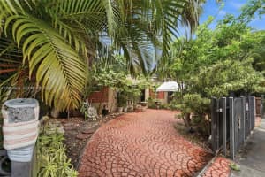 50 Sw 58th Ct, Miami