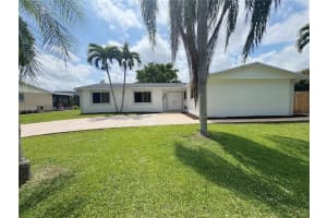 9620 Kendale Blvd, Miami