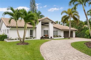 3701 Bridge Rd, Hollywood, FL 33026, - MLS#A12014826