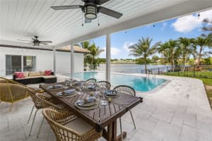 3701 Bridge Rd, Hollywood, FL 33026, - MLS#A12014826