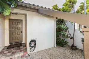 8555 SW 114th Ct, Miami, FL 33173, - MLS#A12014832
