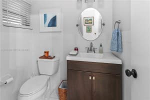8555 SW 114th Ct, Miami, FL 33173, - MLS#A12014832