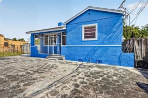 1211 NW 37th St, Miami, FL 33142, - MLS#A12014838