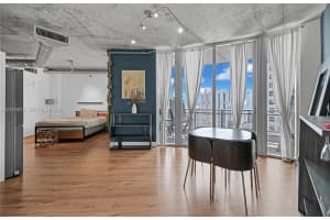 690 SW 1st Ct APT 1934, Miami, FL 33130, - MLS#A12014875