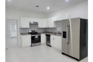 511 NW 62nd Ave, Miami, FL 33126, - MLS#A12014899