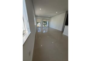 641 Española Wy APT 14, Miami Beach, FL 33139, - MLS#A12014909