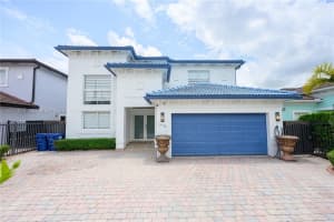 16528 SW 44th St, Miami, FL 33185, - MLS#A12014923