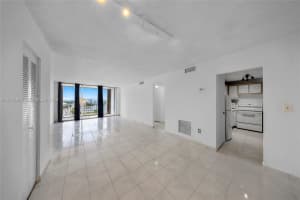1865 79th Street Causeway APT 14D, North Bay Village, FL 33141, - MLS#A12014927
