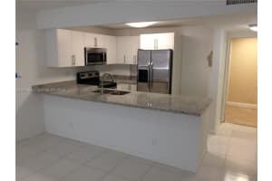 9143 SW 77th Ave APT B107, Miami, FL 33156, - MLS#A12014952