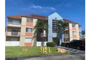 18820 Nw 57th Ave 203, Hialeah