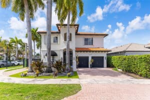 15395 Sw 23rd St, Miami