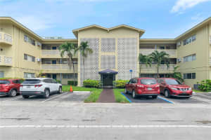 11930 NE 19th Dr APT 1, North Miami, FL 33181, - MLS#A12015031